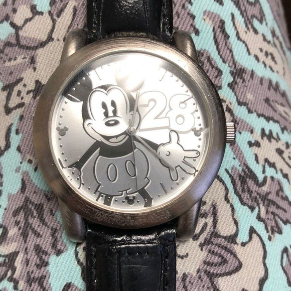 28 years Disney limited edition